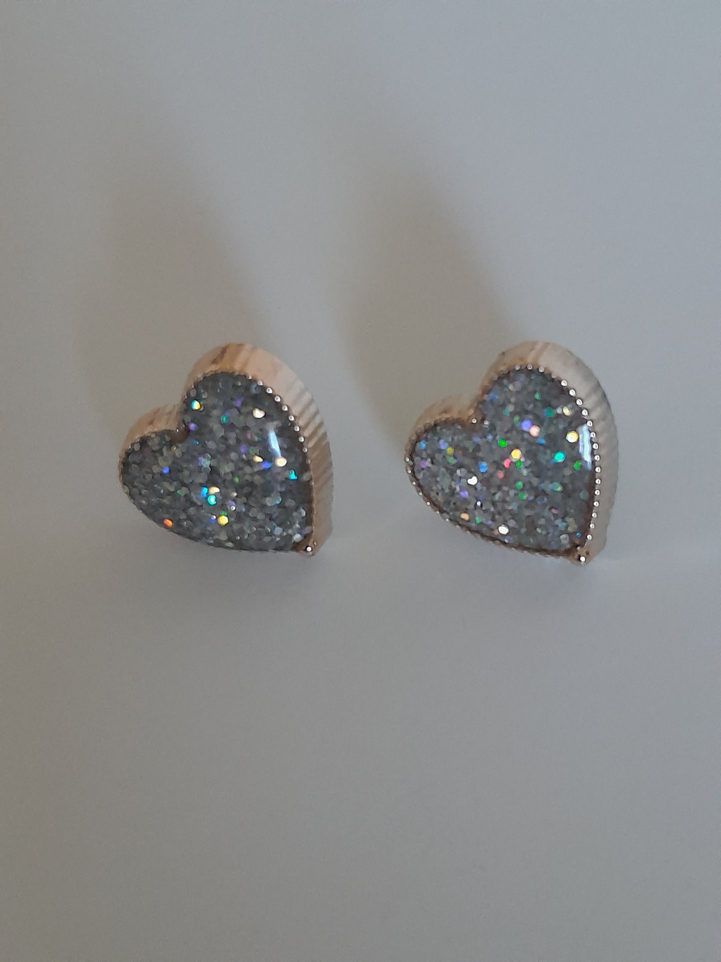 Pretty Gold Heart Glitter Stud