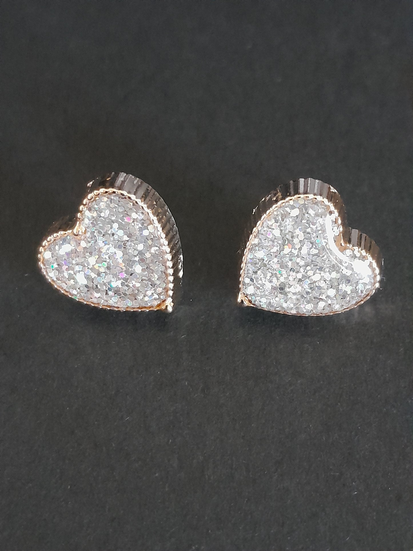 Pretty Gold Heart Glitter Stud