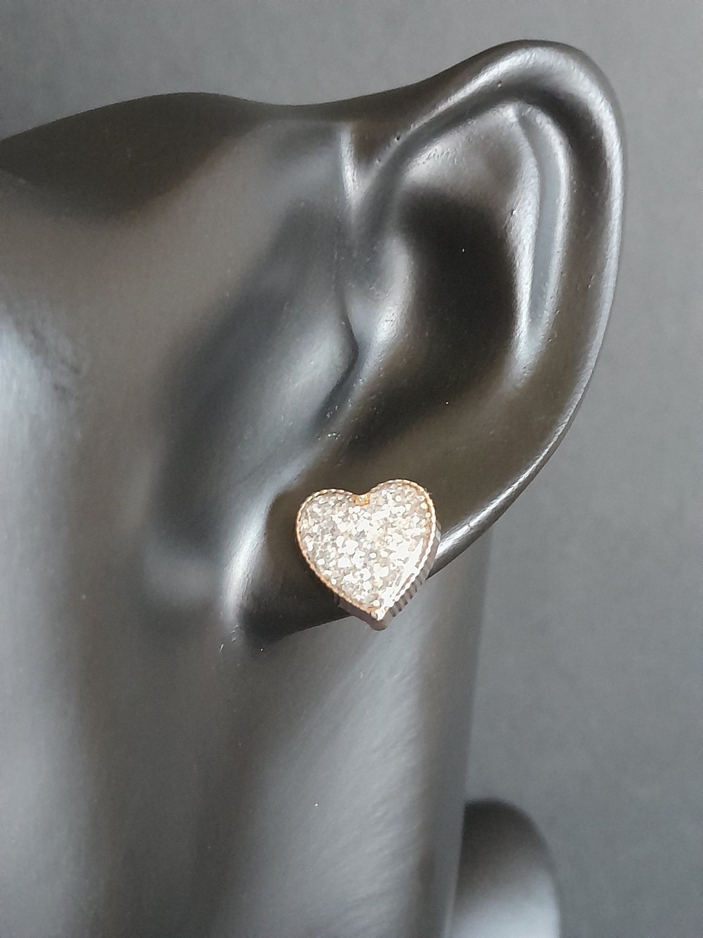 Pretty Gold Heart Glitter Stud